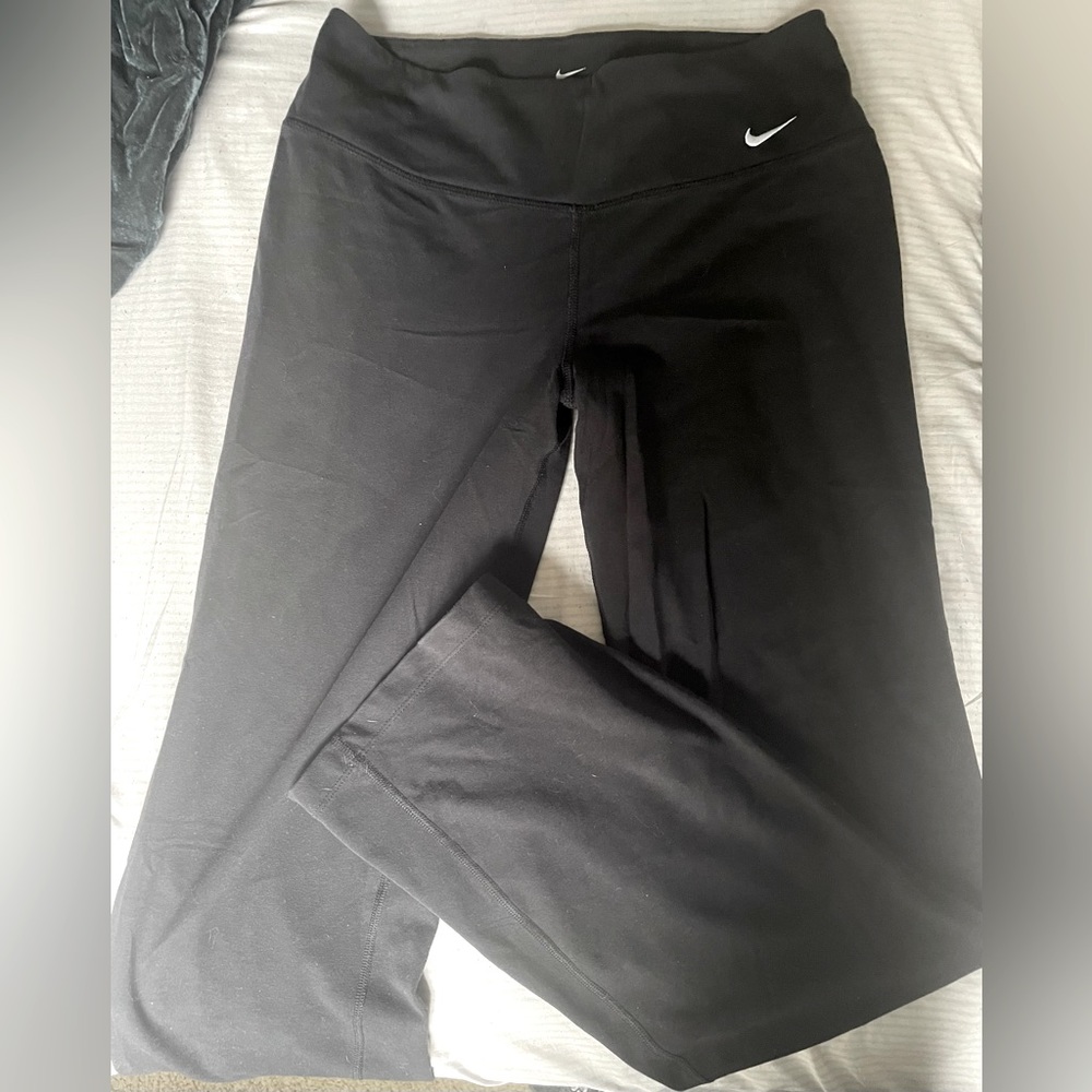 Nike Dry-fit Yoga pants